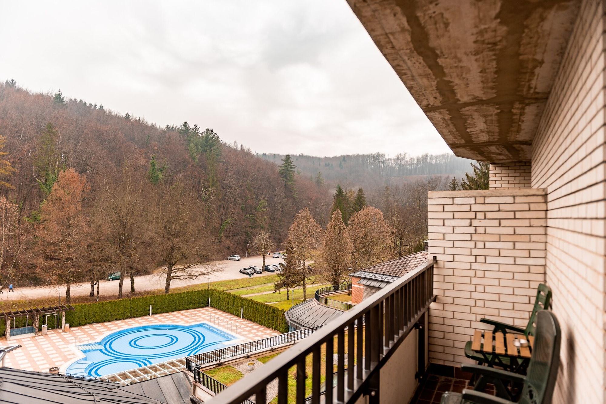 Hotel Smarjeta - Terme Krka Smarjeske Toplice Εξωτερικό φωτογραφία